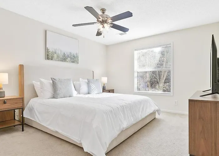 Landing Modern With Amazing Amenities